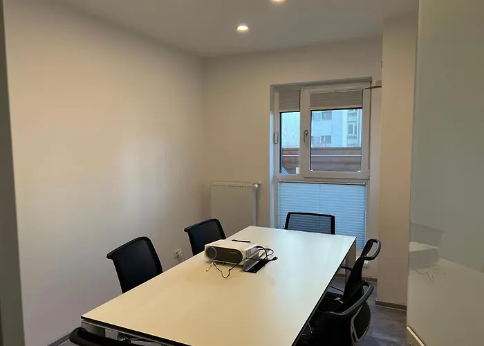 アパート Luxury Westpark 2 Presidentialsuite With View W4 ブカレスト