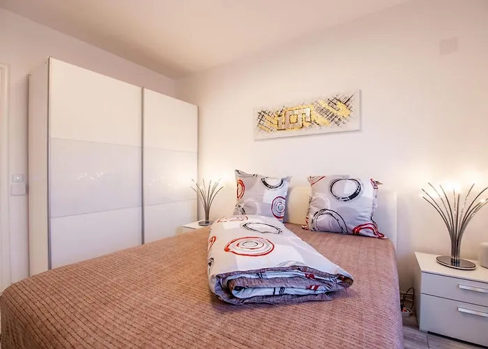 Luxury Westpark 2 Presidentialsuite With View W4 Апартаменти Бухарест